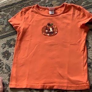 Halloween shirt with sequin pumpkin 🎃 size 7/8 cotton comfortable. Comin